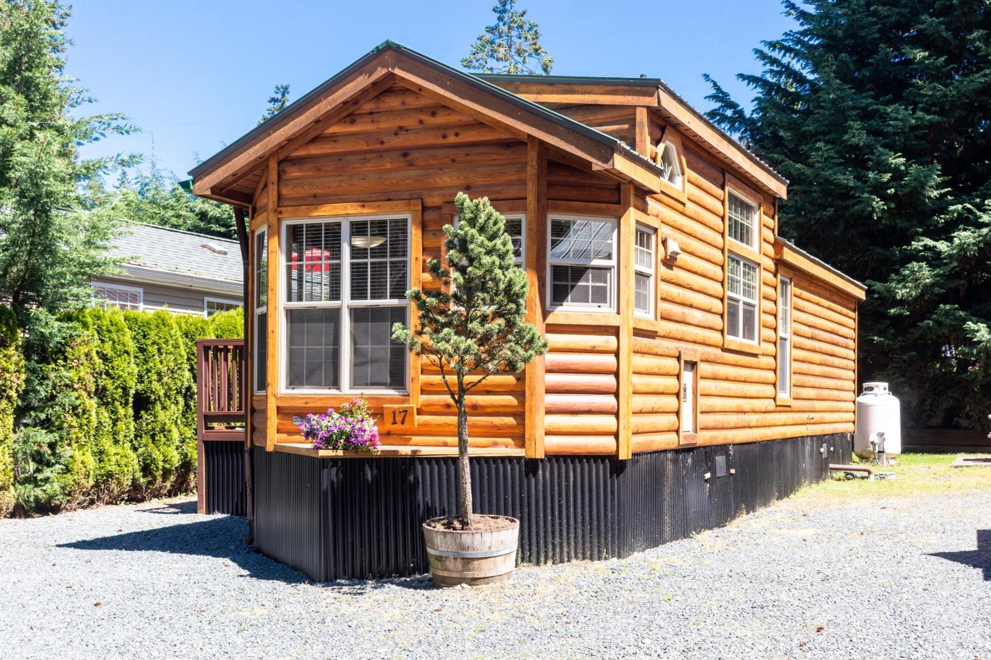 Riverbend Cottage & Rv Resort Parksville Eksteriør bilde
