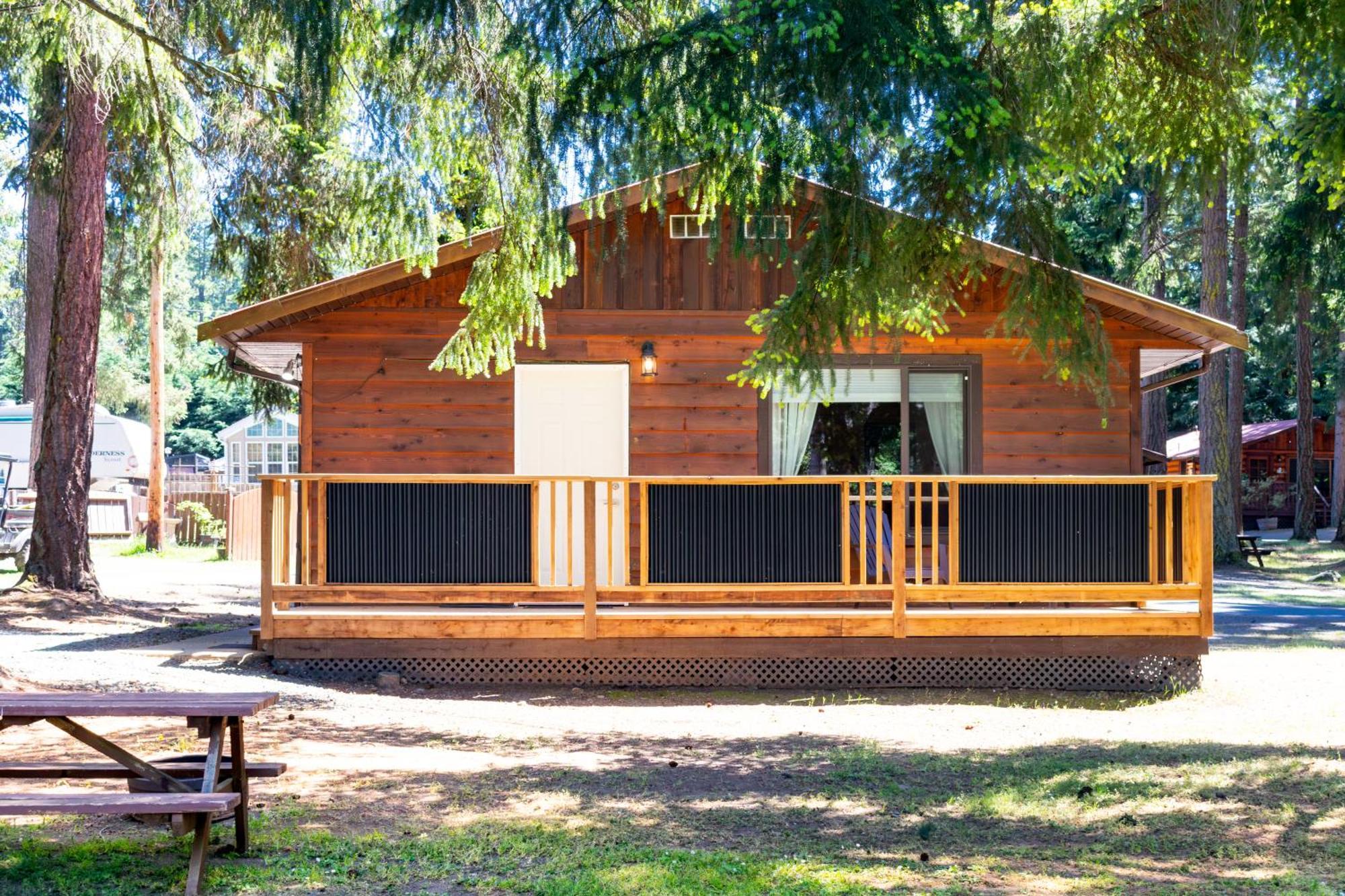 Riverbend Cottage & Rv Resort Parksville Eksteriør bilde