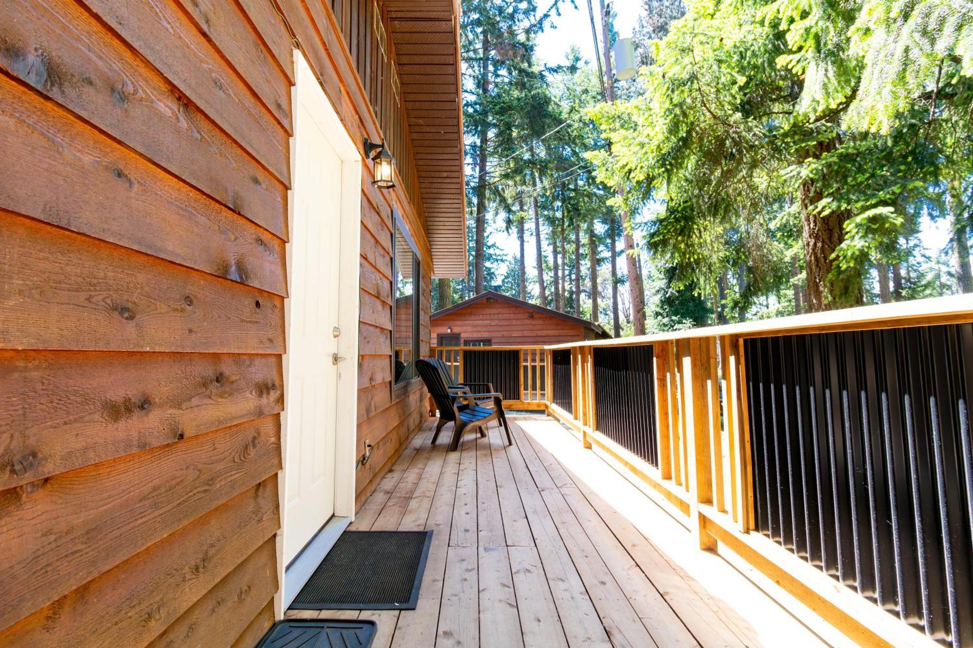 Riverbend Cottage & Rv Resort Parksville Eksteriør bilde