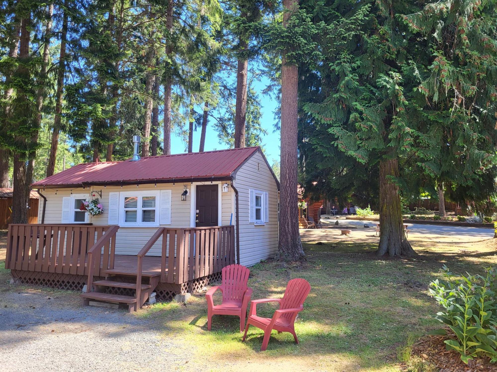 Riverbend Cottage & Rv Resort Parksville Eksteriør bilde
